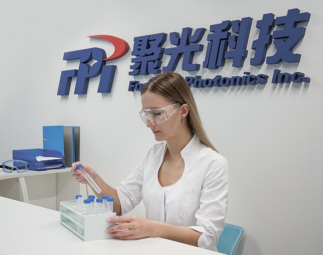 Парк приборов производства  Focused Photonics Inc в нашей демонстрационной лаборатории